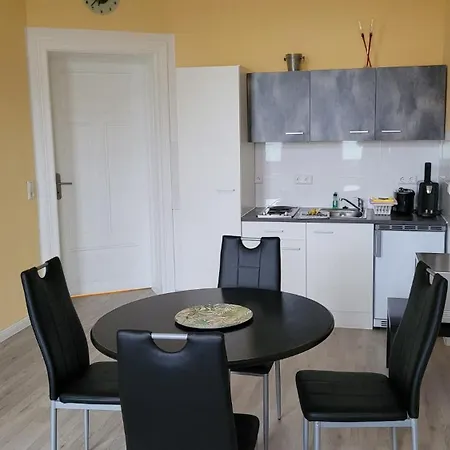 Fw 20 - Erdgeschosswohnung - Zentral - Bahnhofsnah * Gorlitz